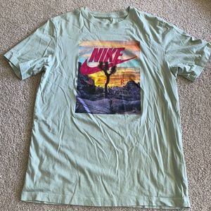 Nike Air sunset tee! Great condition!
